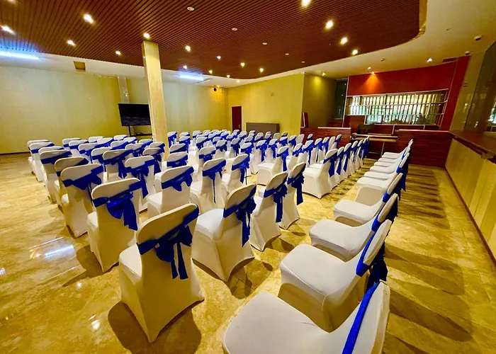 Swiss Lenana Mount Hotel